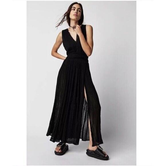 Free People Jen's Pirate Booty Prism Maxi Dress Size Large Black Double V -neck - Picture 1 of 11